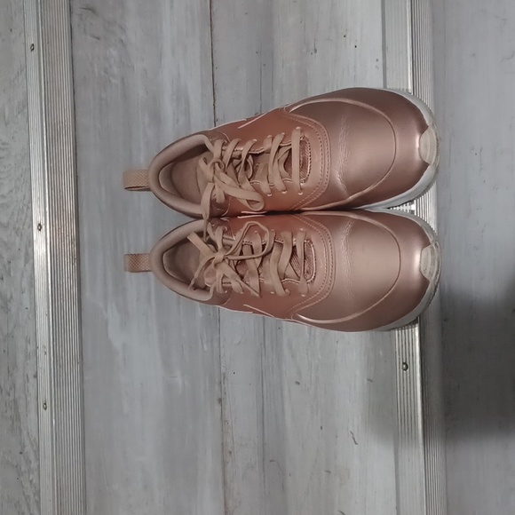 Nike Air Max Thea Rose Gold 9.5 - Picture 2 of 5